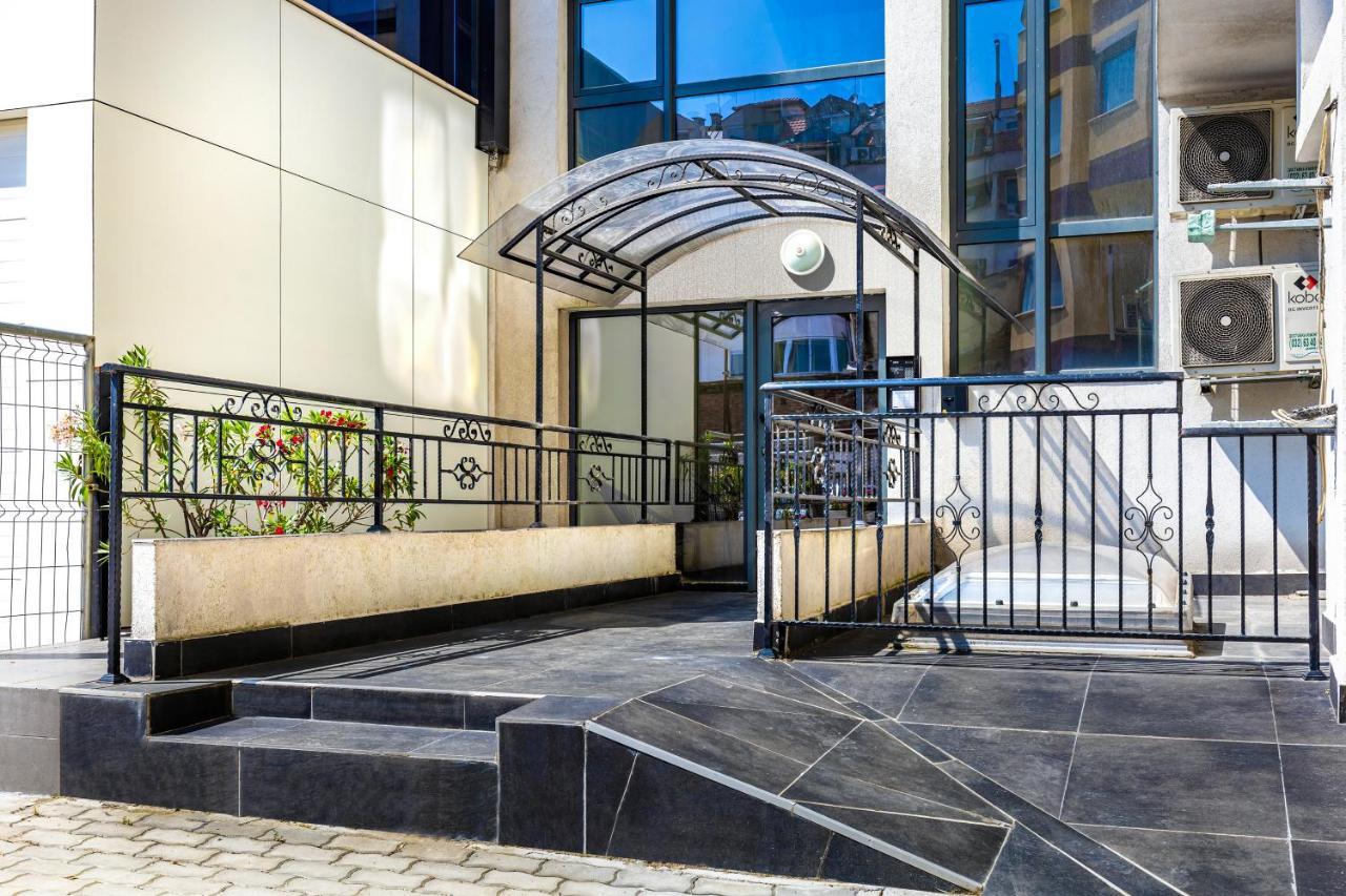 Ferienwohnung Cityscape Retreat 1Bd Flat In The Heart Of Plowdiw Exterior foto